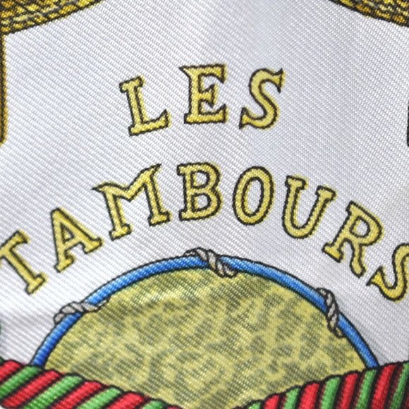 Authentic HERMES Carre 90 Scarf "LES TAMBOURS" Silk Red - Picture 7 of 12